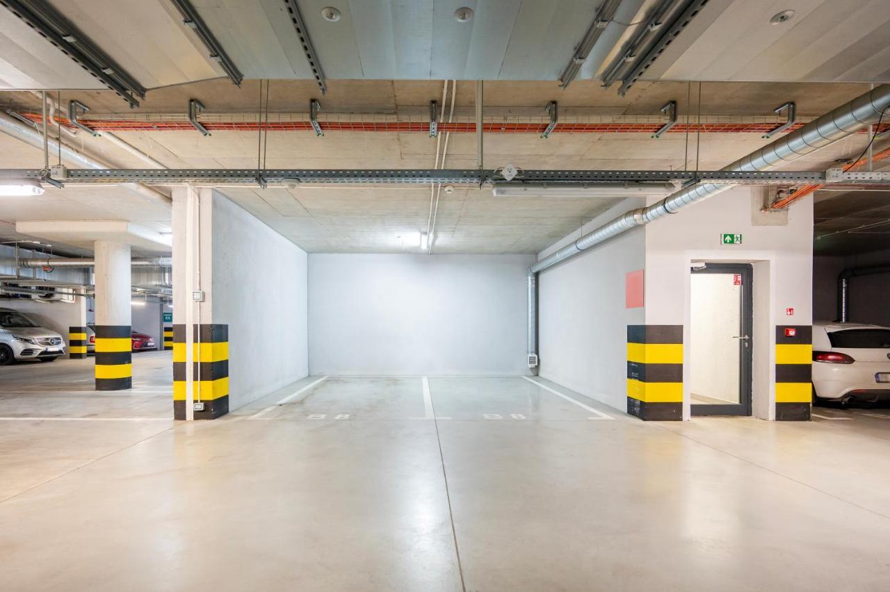 9Th Floor Lodz Manufaktura Apartments With Parking By Rentujemy Ngoại thất bức ảnh