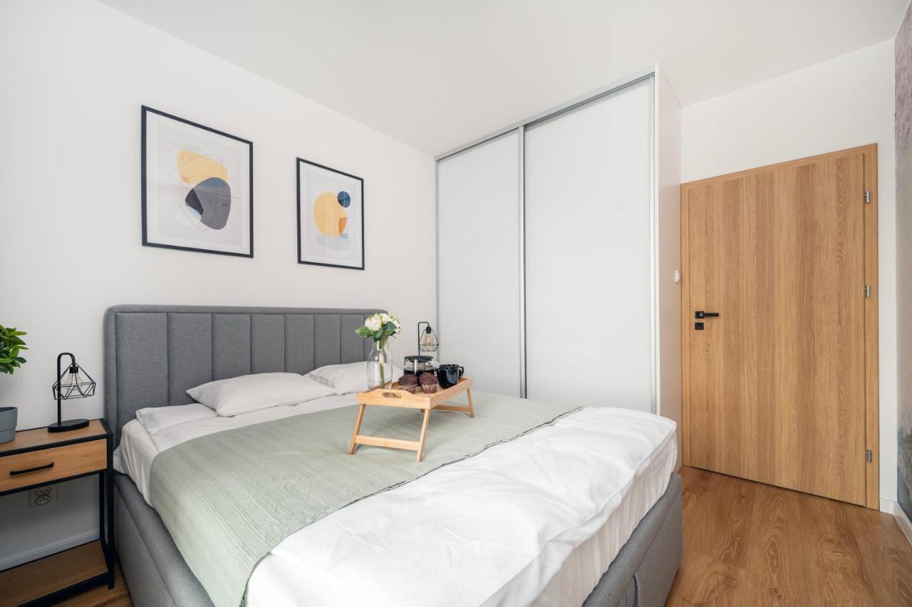 9Th Floor Lodz Manufaktura Apartments With Parking By Rentujemy Ngoại thất bức ảnh